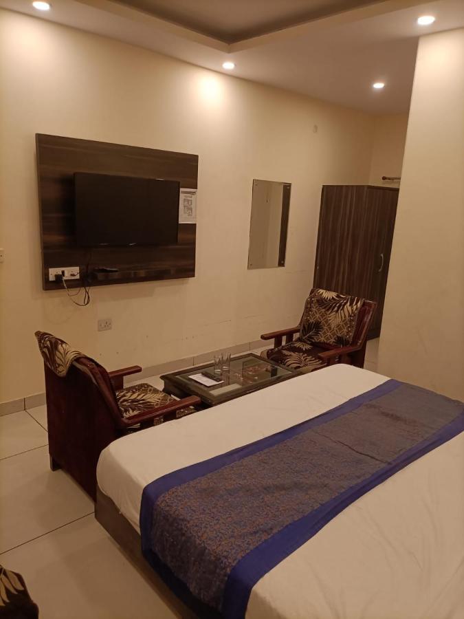 Hotel Aerotech Near Igi Airport Nowe Delhi Zewnętrze zdjęcie